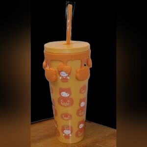 Hello Kitty Orange Tumbler with Straw 26 Oz BRAND NEW BIOWORLD